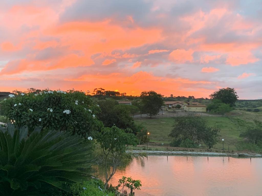 Flat 1003 para 8 pessoas no melhor de Gravatá Esterno foto